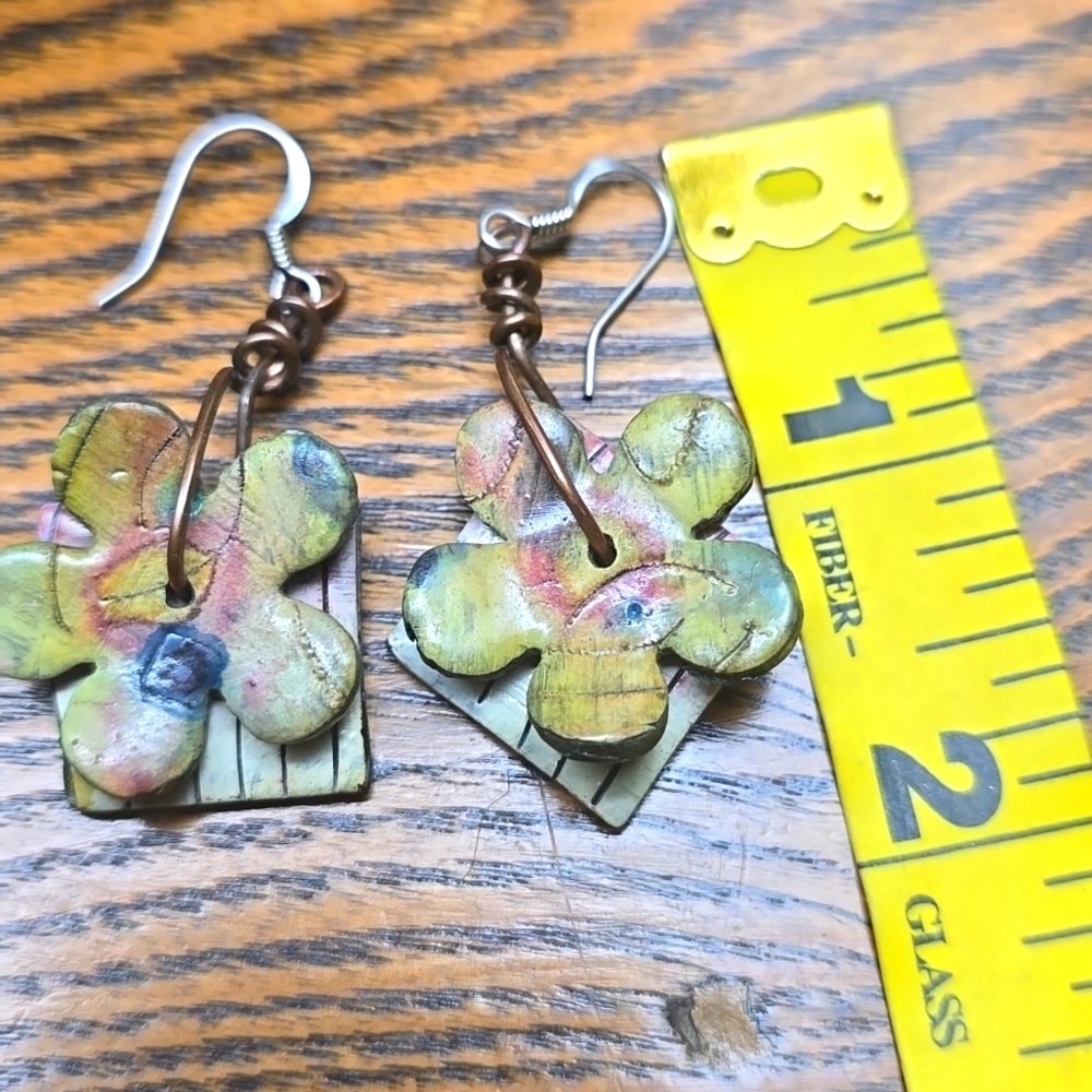 Earings - Picture 4 of 4